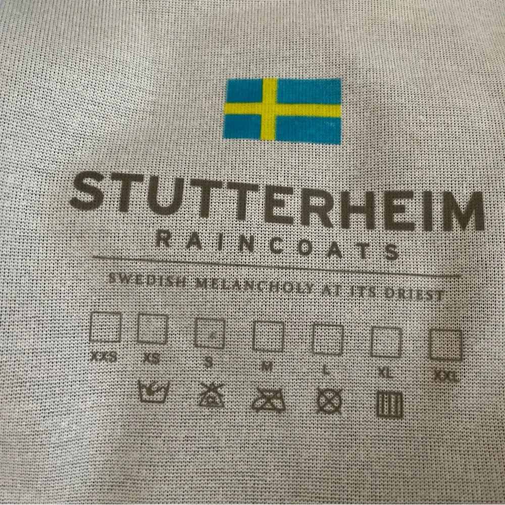 Stutterheim Stockholm Men's Navy raincoat - Picture 10 of 11